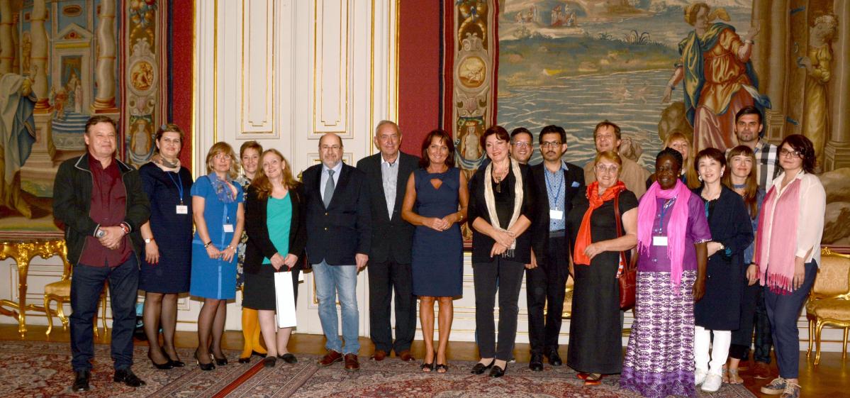 Medzinárodná porota BIB 2017 na bratislavskej radnici Medzinárodná porota BIB 2017 na bratislavskej radnici