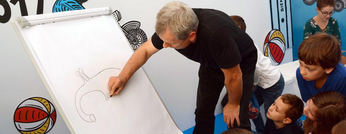 Vyfarbi sa s Petrom Uchnárom Vyfarbi sa s Petrom Uchnárom